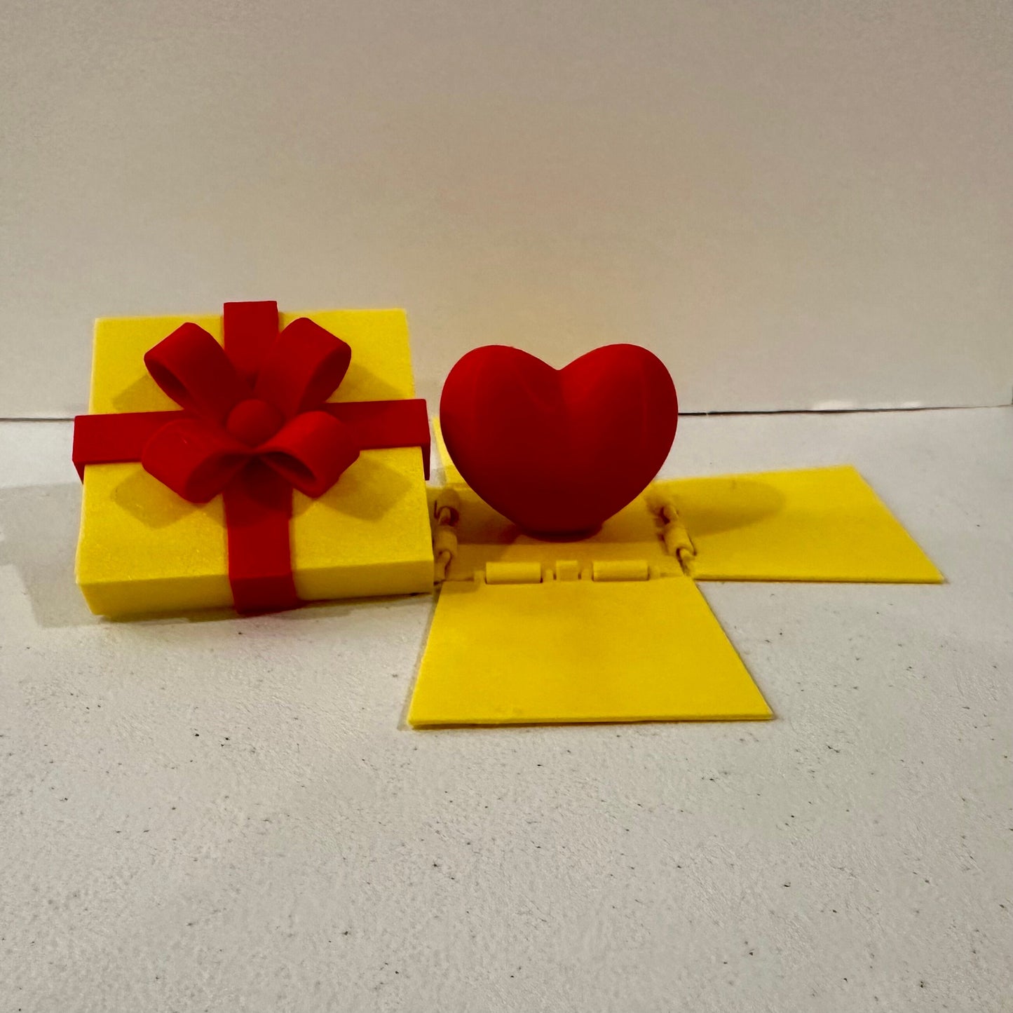 Surprise Gift Box Unfolding Box 3D Printed Valentine’s Day Surprise heart Gift Box Middle Finger Box Gag Gift Box For Adult