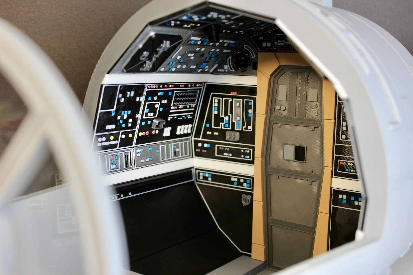 Millennium Falcon Cockpit Display For Star Wars The Black Series 6 Inch Figures 1/12 Scale Diorama