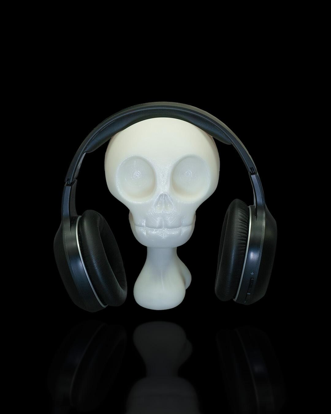 Custom Skull Vice Headphone Holder 3D Printed Stand