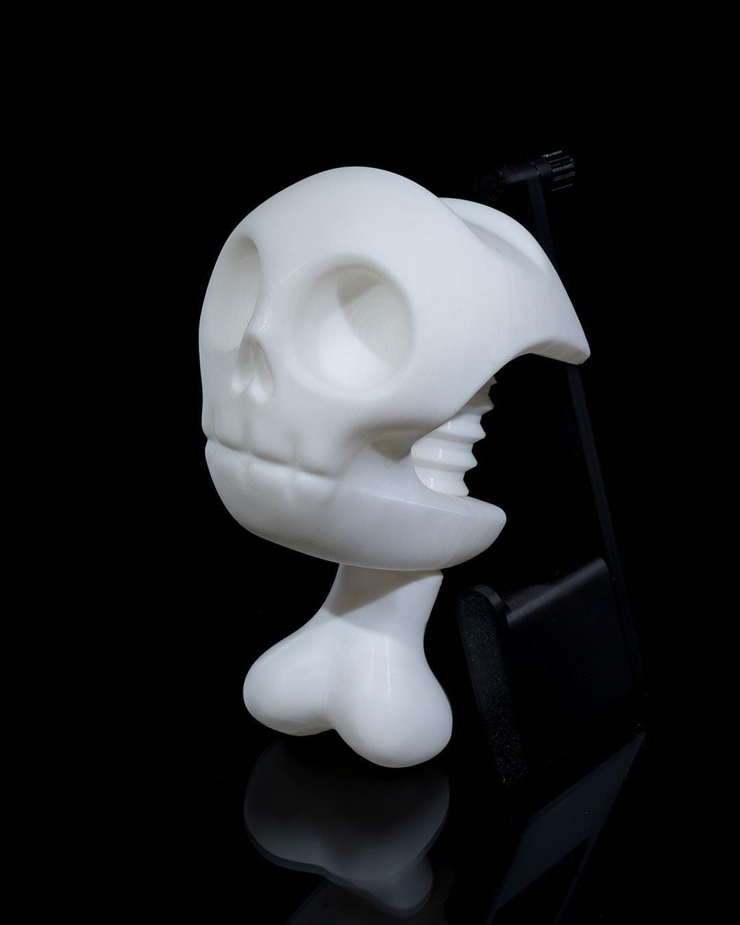 Custom Skull Vice Headphone Holder 3D Printed Stand