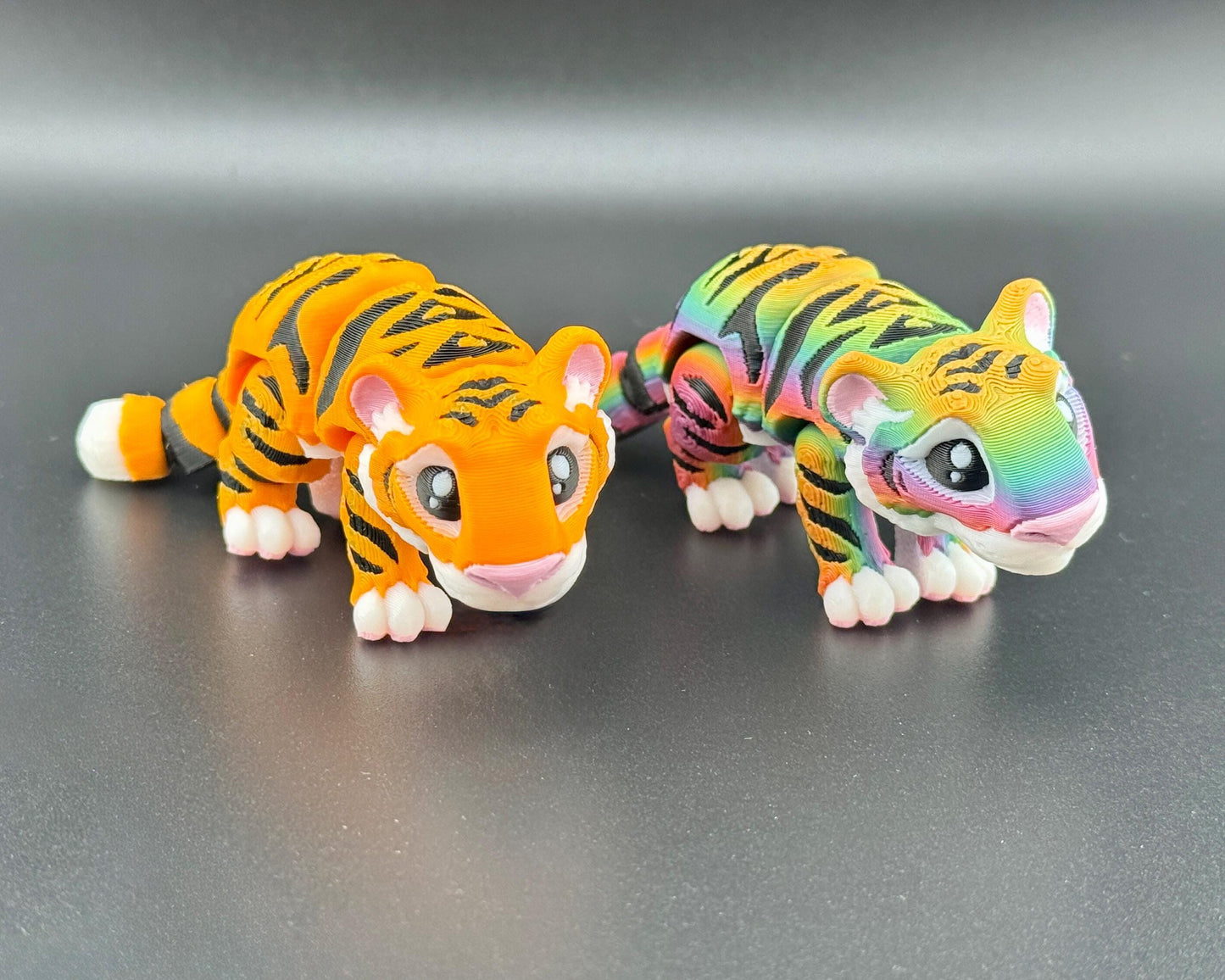 Articulated Tiger Desk Pet Fidget – Mini & Standard Sizes – Rainbow or Orange Colors – 3D Printed Sensory Toy – Designed by Matmire Makes