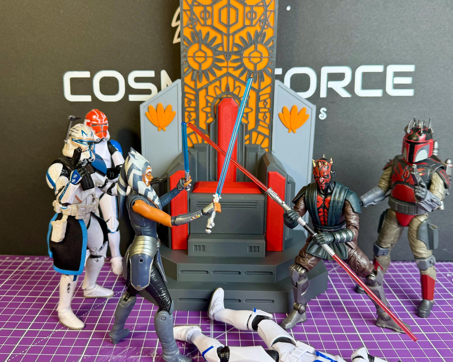 Throne of Mandalore for Star Wars The Black Series | 1/12 Scale Star Wars Diorama Chair | Mandalorian Display Seat for 6-Inch Action Figures