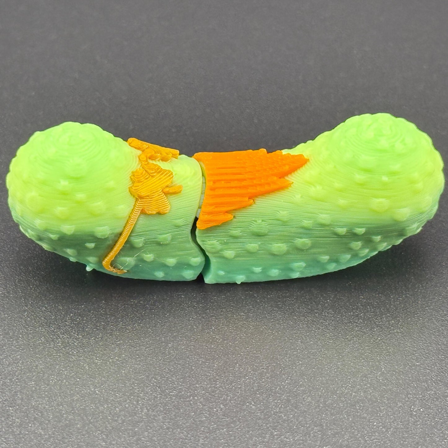 Irish Pickle w/ Pot of Gold Gift Set, Bearded Tickles the Pickle with Hat 3D Printed Articulating Fidget Toy, St. Patrick's Day Party Favor