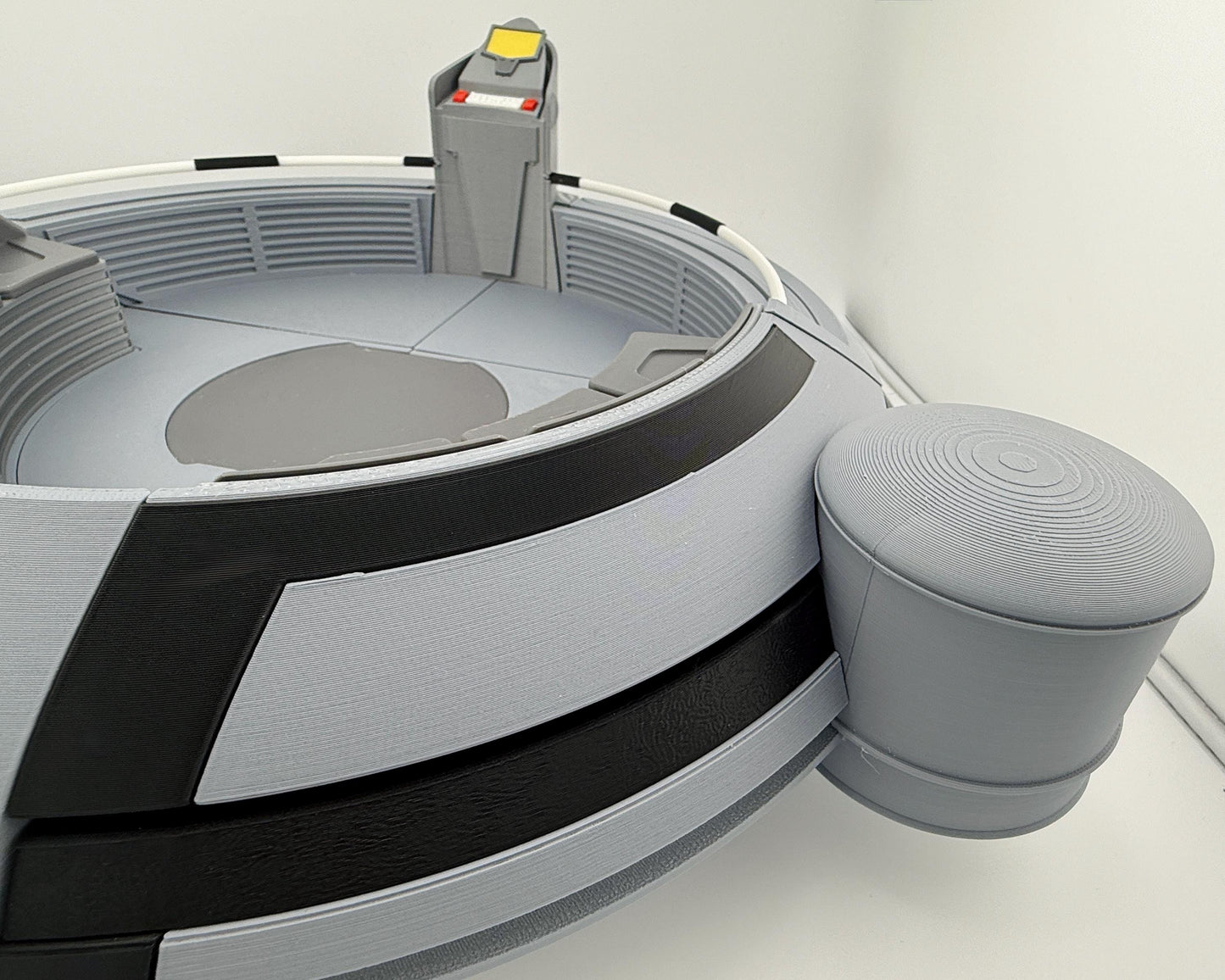 Senate Pod Diorama 1/12 Scale | Star Wars Black Series Display Stand 6 Inch Figure Diorama | Model Kit and Size Options | Landspeeder Luke