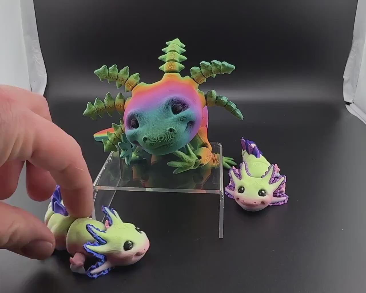 Rainbow Axolotl Fidget Toy – 3D Printed Articulated Axolotl – Small and Large Sizes – Cute Desk Pet, Stress Relief Toy, Pride Rainbow Fidget