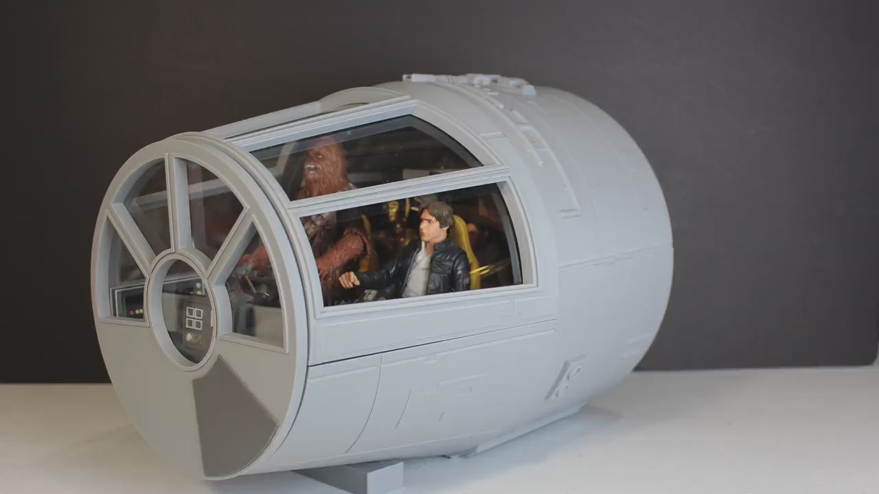 Millennium Falcon Cockpit Display: 6 Inch Star Wars Figures Diorama