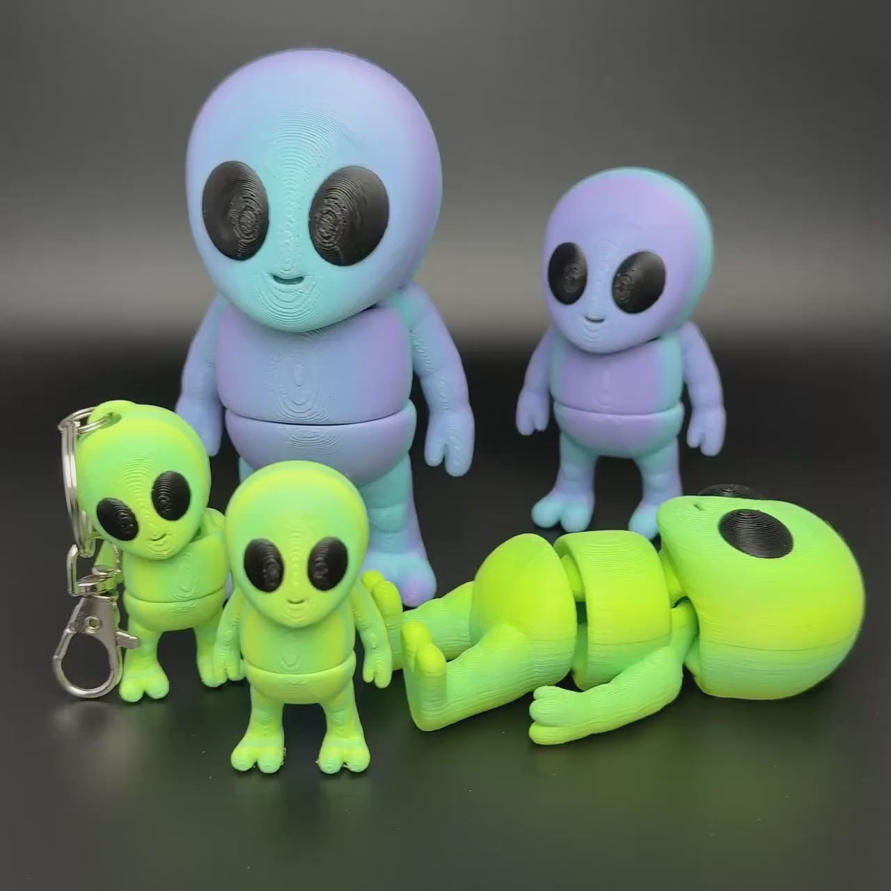 Alien Fidget Friend | Large 3D Printed Articulating Flexi Alien Keychain Figure | ZOU 3D Cute Alien | Baby Alien Gift | Stress Relief Toy